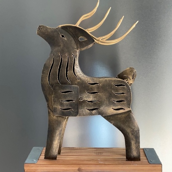 Metal Reindeer Candle Holder New